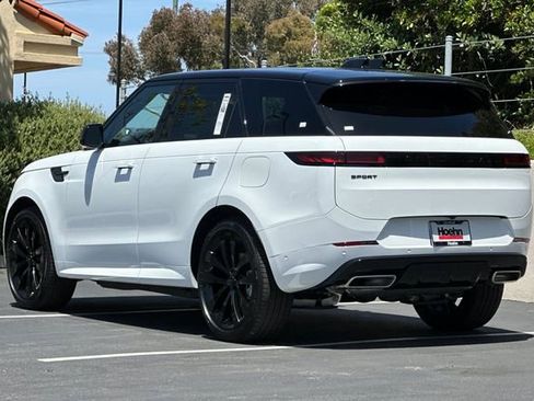 New 2026 Land Rover Range Rover Sport Dynamic SE AWD/4WD image 3