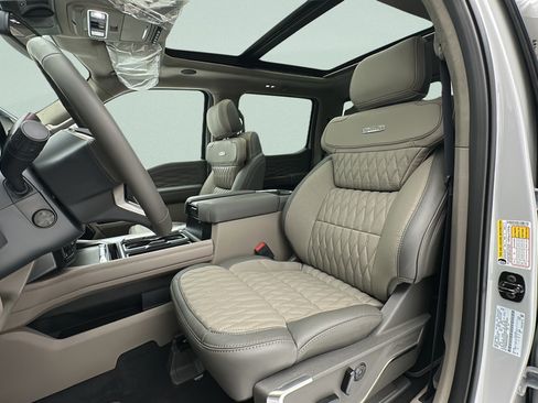 New 2026 Ford F250 Platinum w/ Platinum Plus Package AWD/4WD image 14