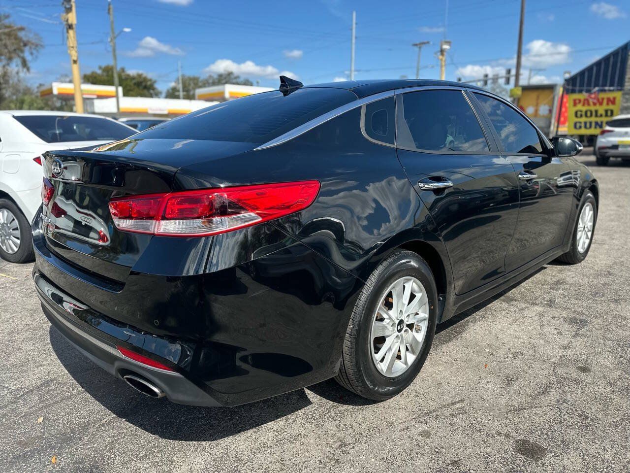 Used 2018 Kia Optima LX FWD image 7