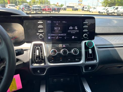 Used 2021 Kia Sorento LX AWD/4WD image 22