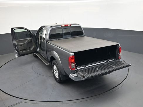 Used 2018 Nissan Frontier SV RWD image 46