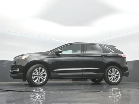 Used 2024 Ford Edge Titanium image 30