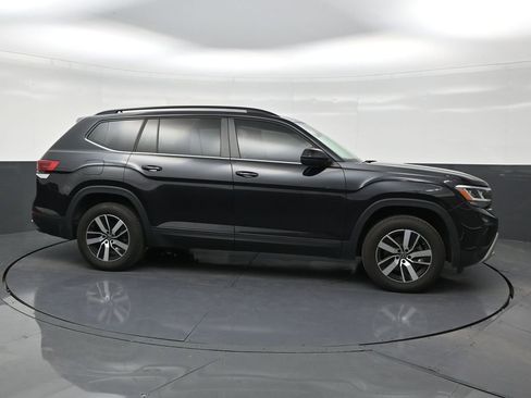 Used 2022 Volkswagen Atlas SE FWD image 6