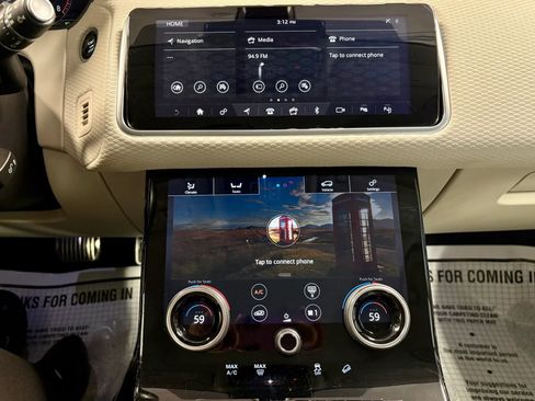 Used 2019 Land Rover Range Rover Velar R-Dynamic SE AWD/4WD image 26