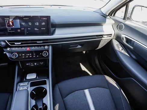 New 2026 Hyundai Sonata SEL FWD image 18