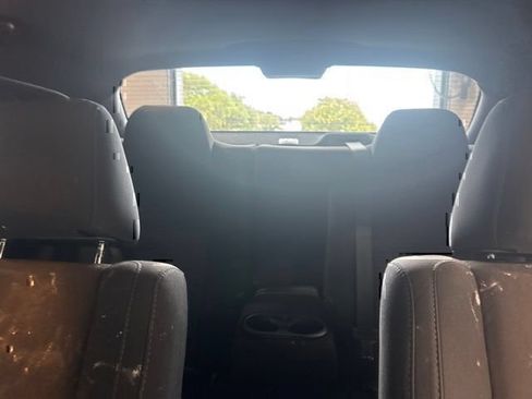 Used 2017 Dodge Challenger R/T RWD image 16