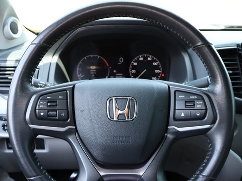 Used 2025 Honda Ridgeline RTL image 14