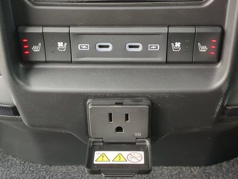 New 2026 RAM 1500 RHO w/ RHO Level 1 Equipment Group image 16