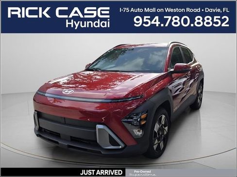 Used 2025 Hyundai Kona SEL FWD image 1