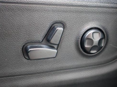 Used 2019 RAM 1500 Big Horn AWD/4WD image 62