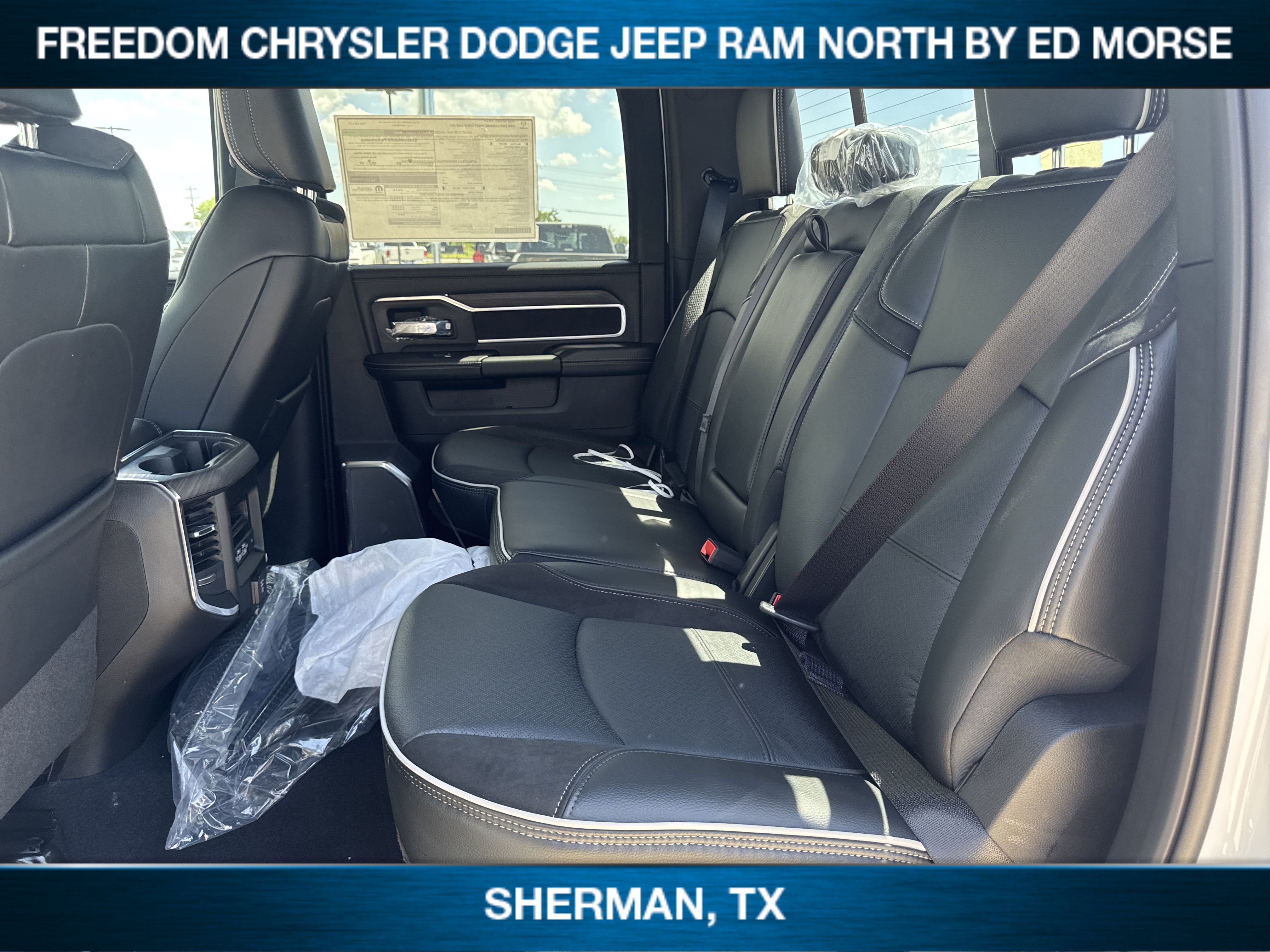 Used 2025 RAM 2500 Laramie AWD/4WD image 39