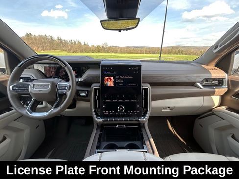 Used 2025 GMC Yukon Denali w/ Denali Reserve Package image 27