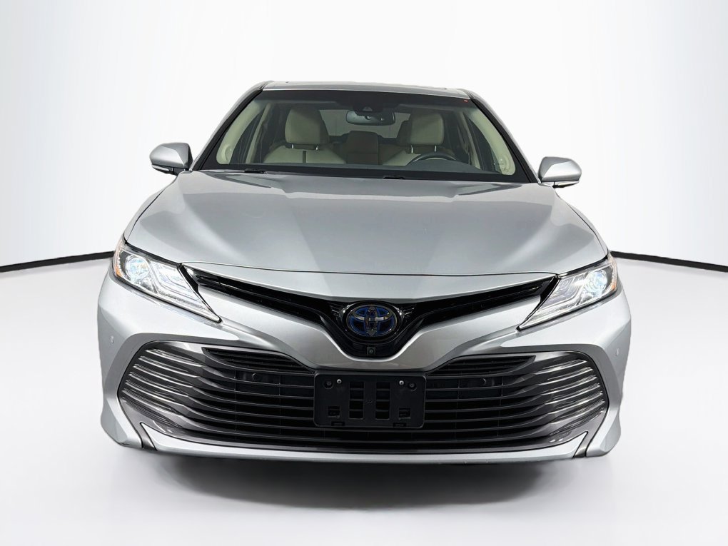 Used 2018 Toyota Camry XLE w/ Audio Package FWD image 2