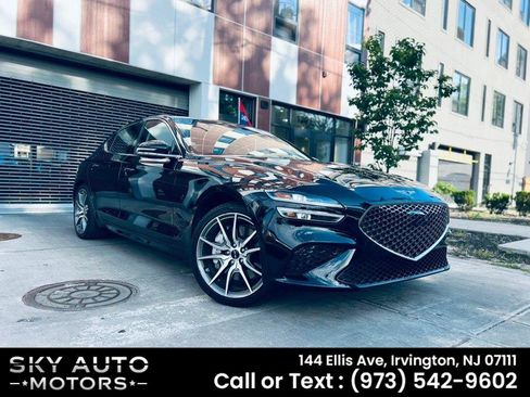 Used 2025 Genesis G70 2.5T AWD/4WD image 3