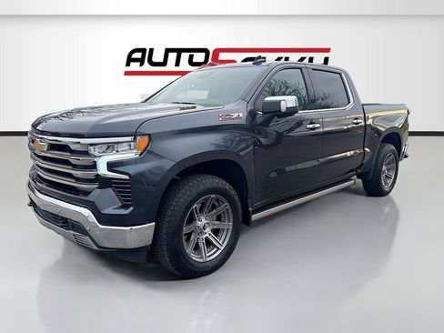 Used 2022 Chevrolet Silverado 1500 LTZ w/ LTZ Premium Package image 3