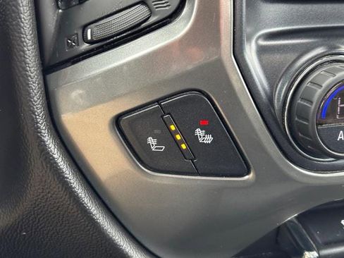 Used 2019 Chevrolet Silverado 1500 LT w/ All Star Edition image 23