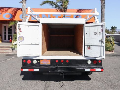 Used 2018 Ford F350 XL w/ Power Equipment Group image 9