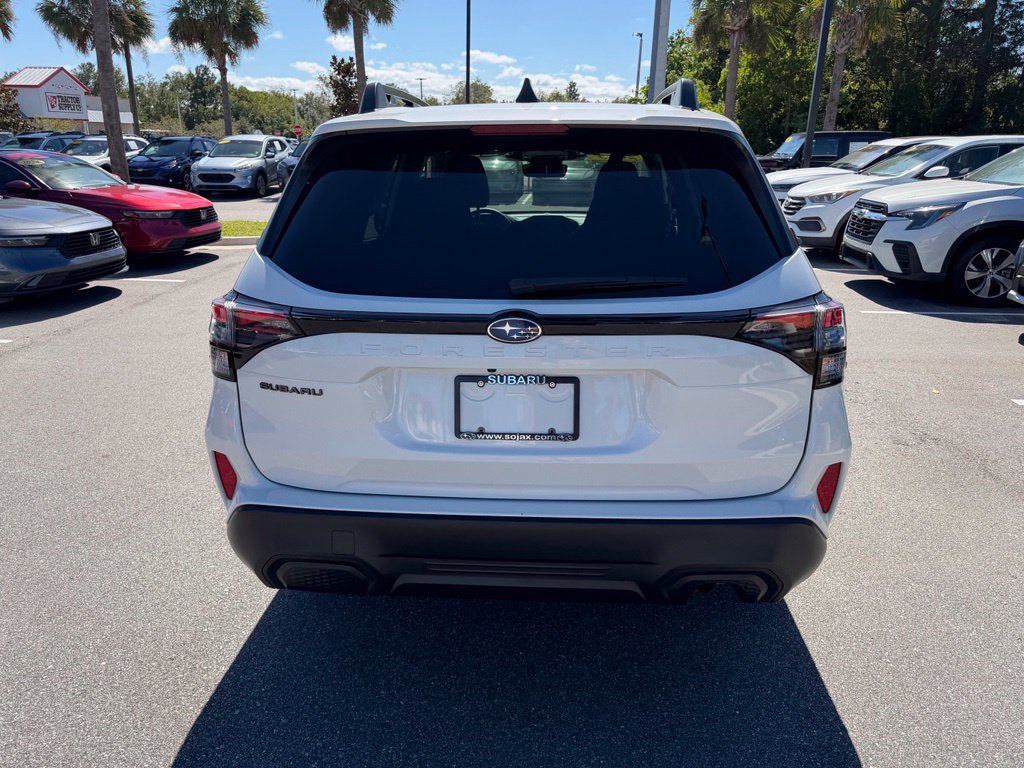 Used 2026 Subaru Forester Premium AWD/4WD image 6