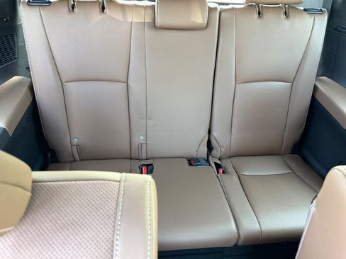 Certified 2025 Toyota Grand Highlander AWD Hybrid image 13