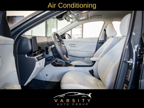 Used 2025 Hyundai Kona SEL image 12