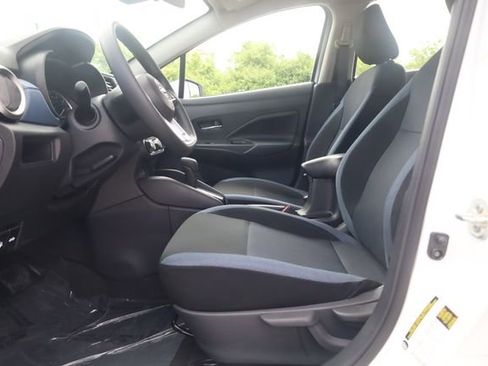 Certified 2025 Nissan Versa SV w/ Trunk Package FWD image 13