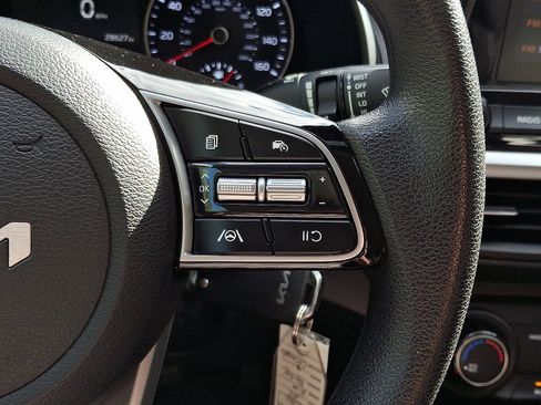 Used 2024 Kia Forte LXS image 21