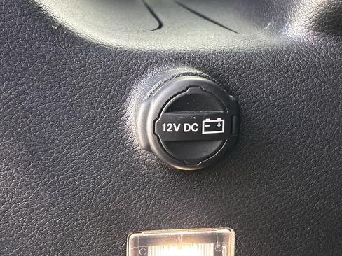 Certified 2025 Jeep Wrangler Sport AWD/4WD image 8