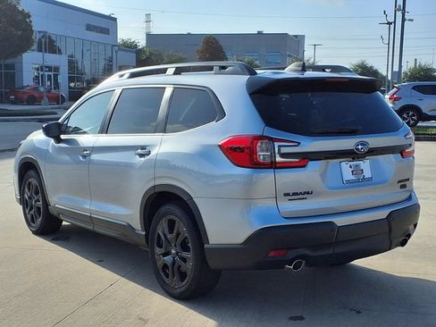 Used 2025 Subaru Ascent Onyx Edition AWD/4WD image 2