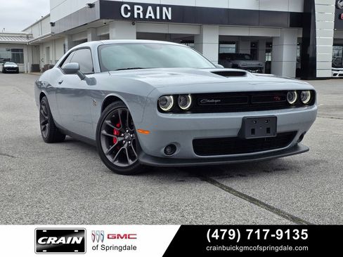 Used 2022 Dodge Challenger R/T Scat Pack w/ Driver Convenience Group image 1