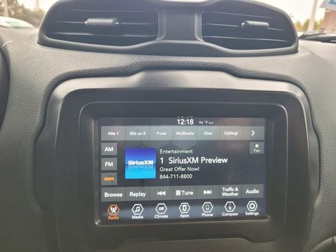 Used 2021 Jeep Renegade Latitude w/ Sun & Sound Group image 23