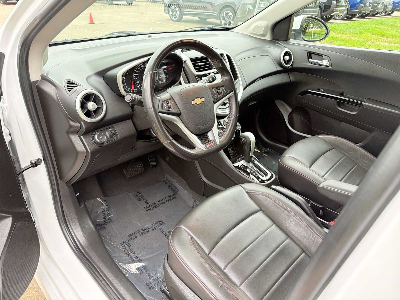 Used 2017 Chevrolet Sonic Premier w/ Driver Confidence Package FWD image 2