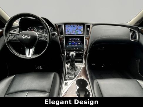 Used 2019 INFINITI Q50 Luxe w/ Essential Package (3.0T Luxe) AWD/4WD image 7