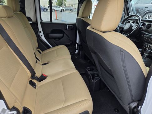 Certified 2022 Jeep Gladiator Sport image 27