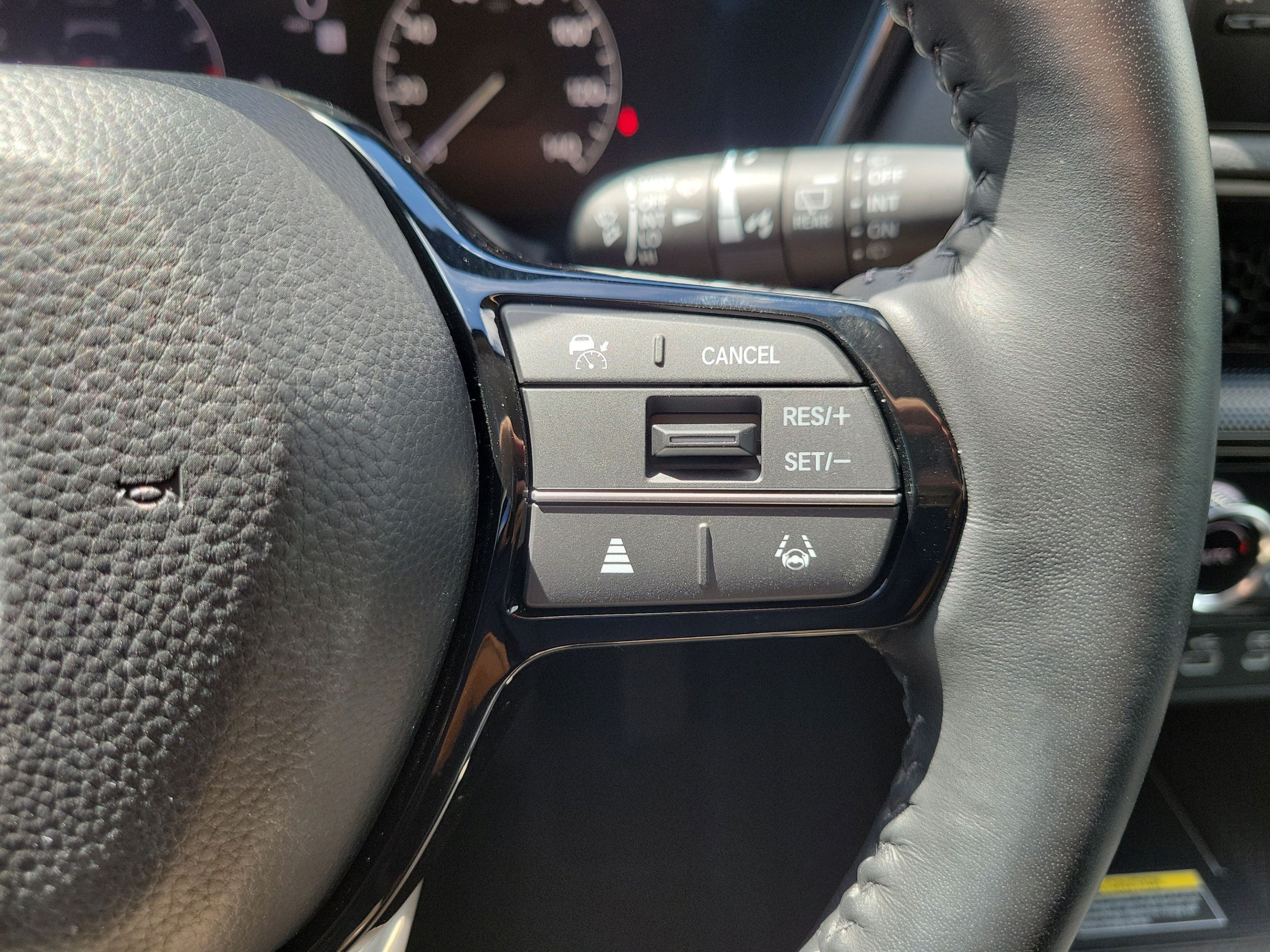Used 2025 Honda CR-V EX-L image 31