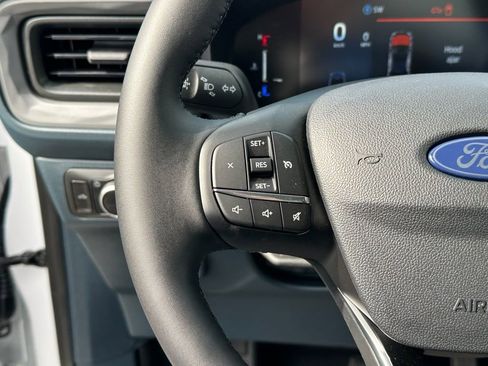 New 2025 Ford Maverick XLT w/ XLT Luxury Package image 9