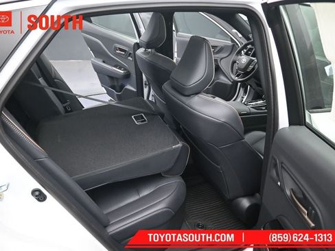 New 2026 Toyota Crown Platinum AWD/4WD image 33