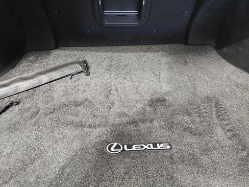 Used 2022 Lexus ES 300h w/ Premium Package FWD image 9
