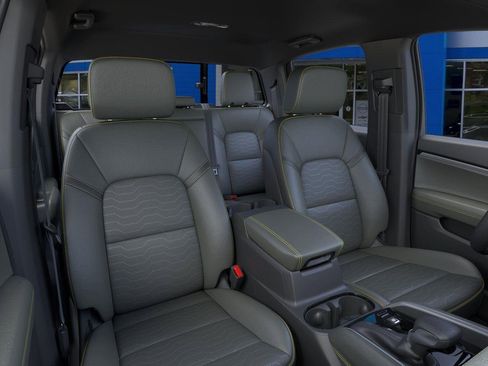 New 2026 Chevrolet Colorado ZR2 w/ Technology Package image 16