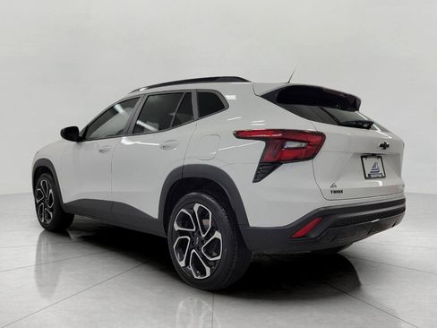 Used 2025 Chevrolet Trax RS w/ Sunroof Package image 19