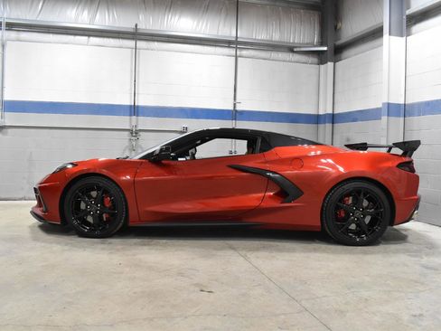 Used 2022 Chevrolet Corvette Stingray Premium Conv w/ Z51 Performance Package image 18