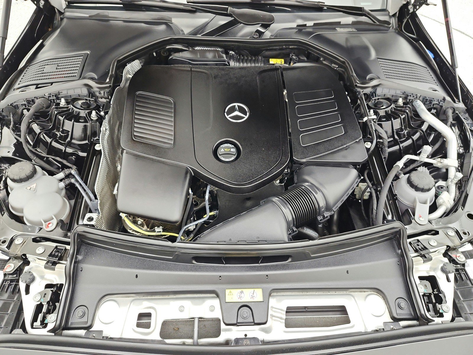 Certified 2024 Mercedes-Benz C 300 Sedan image 17