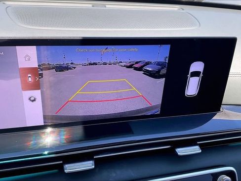 Certified 2025 Genesis GV80 2.5T Standard AWD/4WD image 21