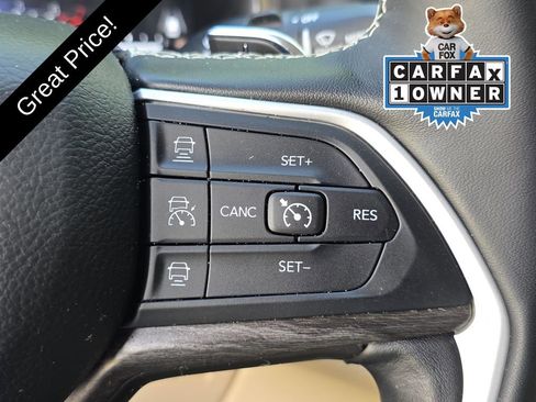 Used 2022 Jeep Grand Cherokee L Limited w/ MOPAR Finishing Package RWD image 29