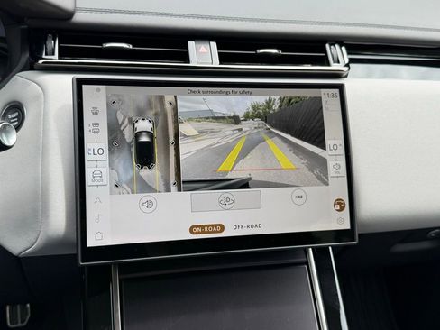 Certified 2026 Land Rover Range Rover Velar Dynamic SE AWD/4WD image 26