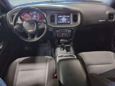 Used 2022 Dodge Charger SXT RWD image 19