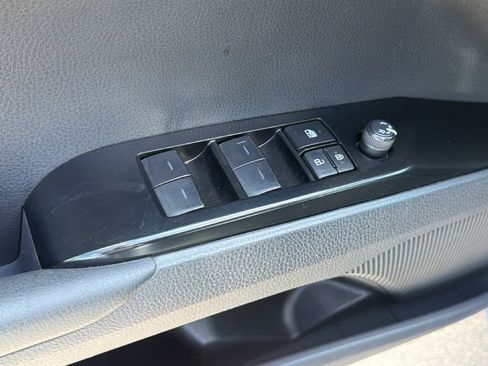 Certified 2025 Toyota Camry SE image 15