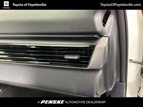 Certified 2025 Toyota Camry SE image 19