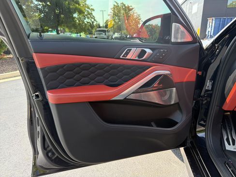 Used 2022 BMW X6 M w/ Competition Package AWD/4WD image 16