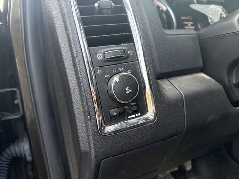 Used 2013 RAM 3500 Laramie image 21