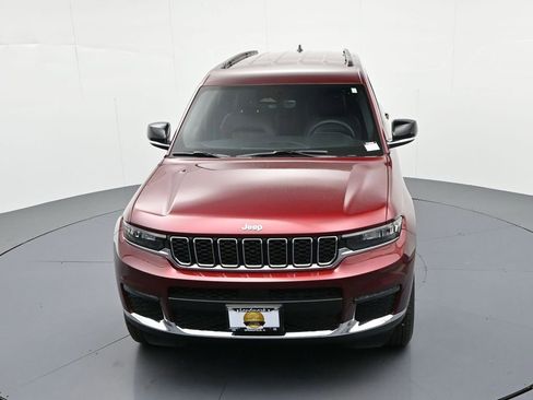 Used 2025 Jeep Grand Cherokee L Limited AWD/4WD image 27